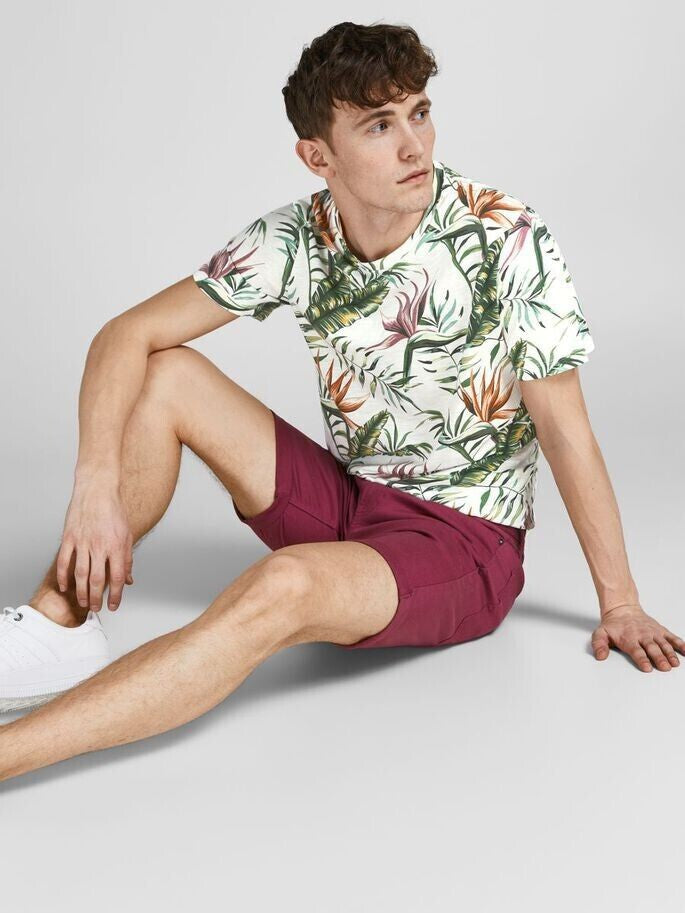 Translation missing: en.Jack &amp; Jones Men's Coastal Tropical-Print T-Shirt in Cloud Dancer-2XL