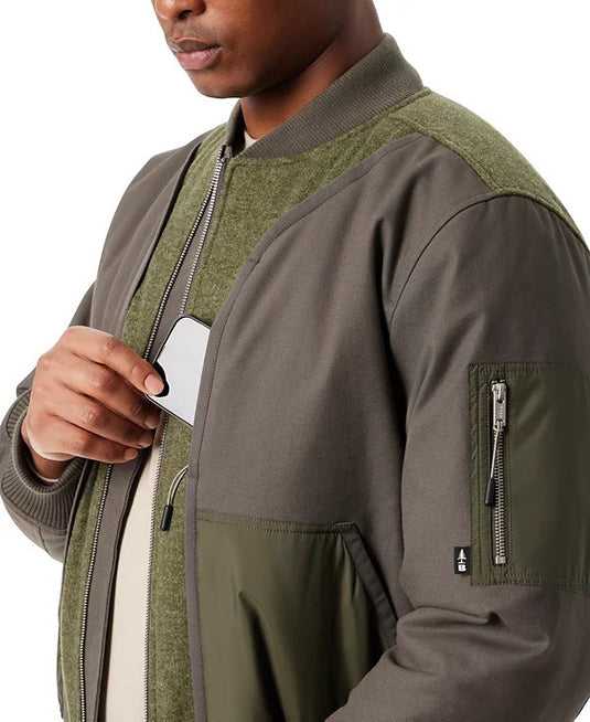 Translation missing: en.Bass Outdoor Bomber Jacket Mens Small Green Hero Mixed Media Zip-Front Bomber