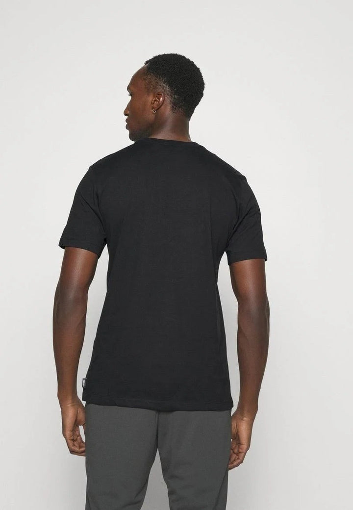 Translation missing: en.Nike Mens FC Soccer Block Logo Graphic T-Shirt in Black/Gold- Medium