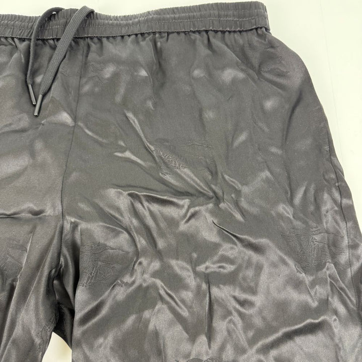 Translation missing: en.Burberry Men's Bradeston EKD Silk Shorts 8071701 10in Inseam Black-XL40-42W