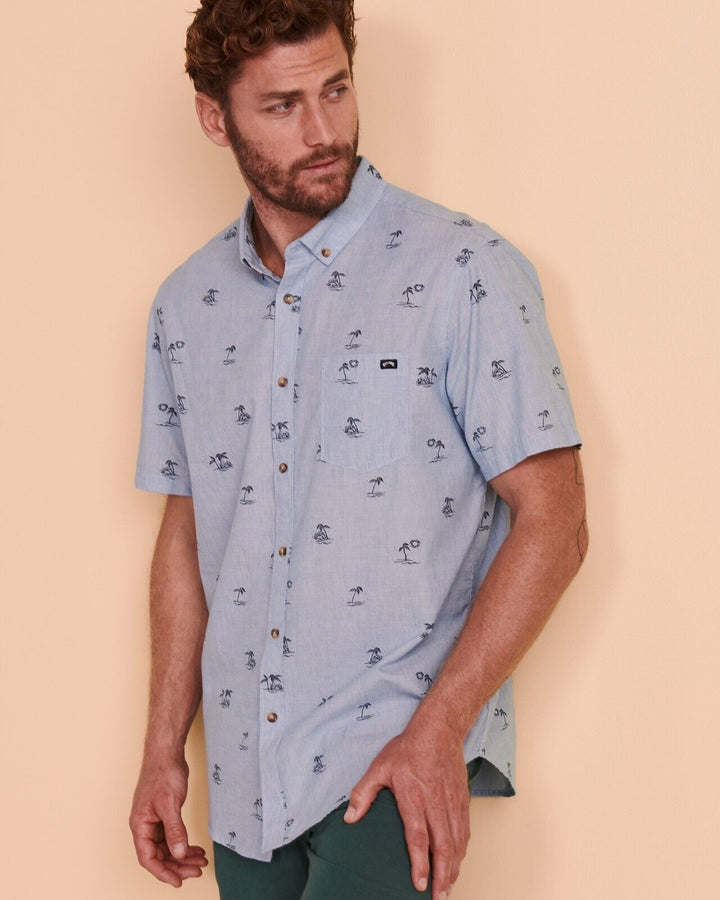 Translation missing: en.Billabong Men's Organic Cotton Sundays Mini Short Sleeve Shirt Mist Blue-Large