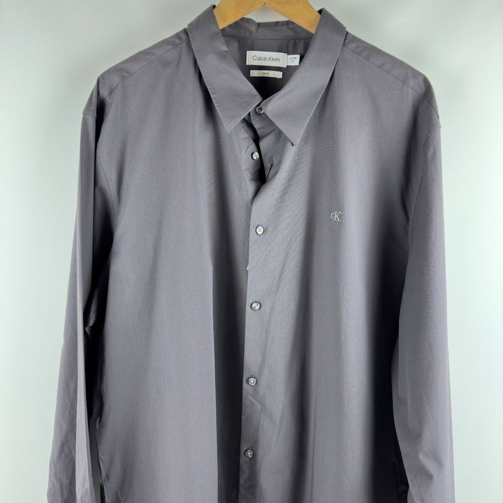 Translation missing: en.Calvin Klein Men's Slim-Fit Refined Button-Down Shirt Gray Shadow-2XL