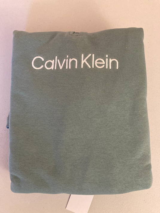 Translation missing: en.Calvin Klein Relaxed Fit Logo French Terry 1/4 Zip Sweatshirt Stormy Sea Green-M