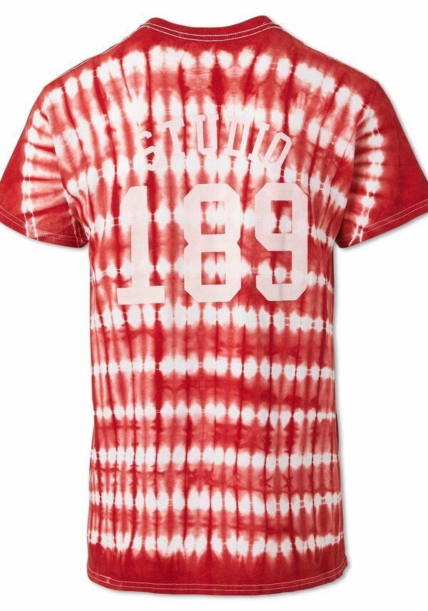 Translation missing: en.Studio 189 Men's Hand Batik All Cotton Ayumi Tee in Red-Size Large