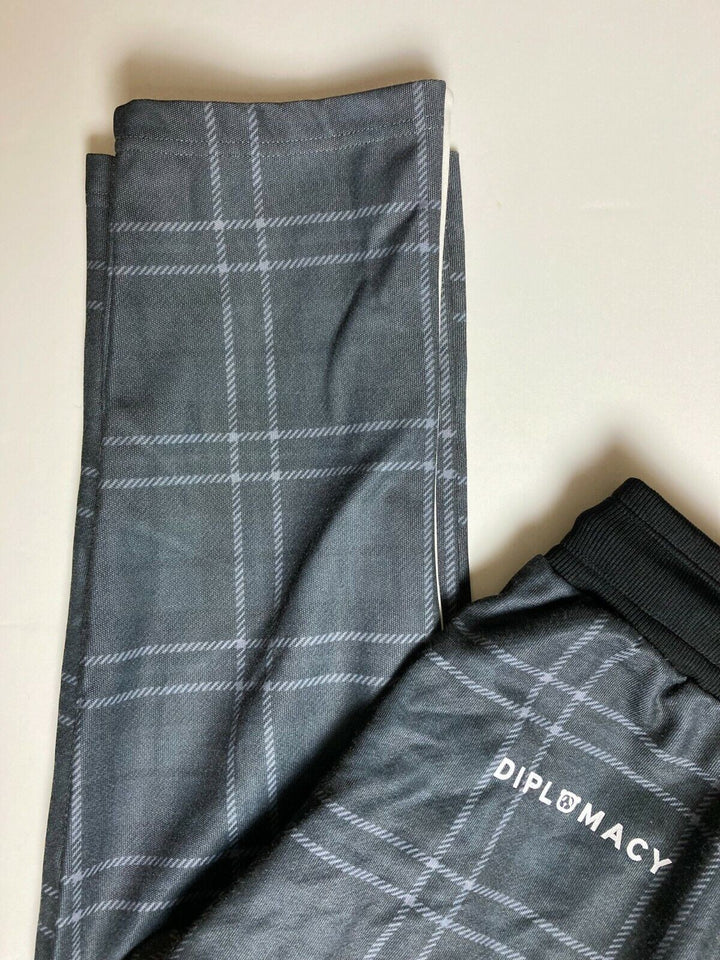 Translation missing: en.Diplomacy City Tracker Bottoms in Grey/Black- Size XL