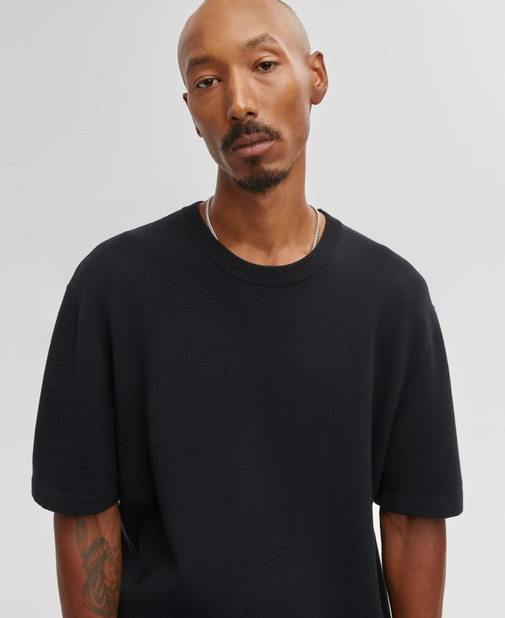 Translation missing: en.Mode of One Sweater Deep Black Size Medium Relax-Fit Short-Sleeve Crewneck Mens