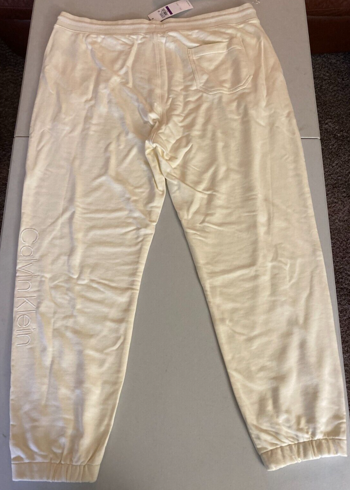 Translation missing: en.Calvin Klein Men's French Terry Jogger in Papyrus 40FM285102-2XL