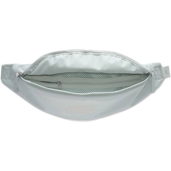 Translation missing: en.Nike Heritage Waistpack  183 CU IN Unisex 16"L x 4"W x 6"H Light Silver Phantom