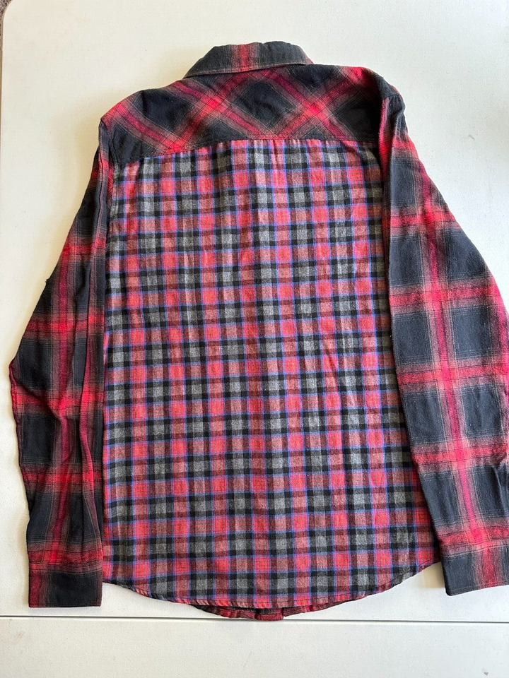 Translation missing: en.Sovereign Code Men's Local Legend Mixed-Print Flannel Reg-Fit Shirt Black/Red-M
