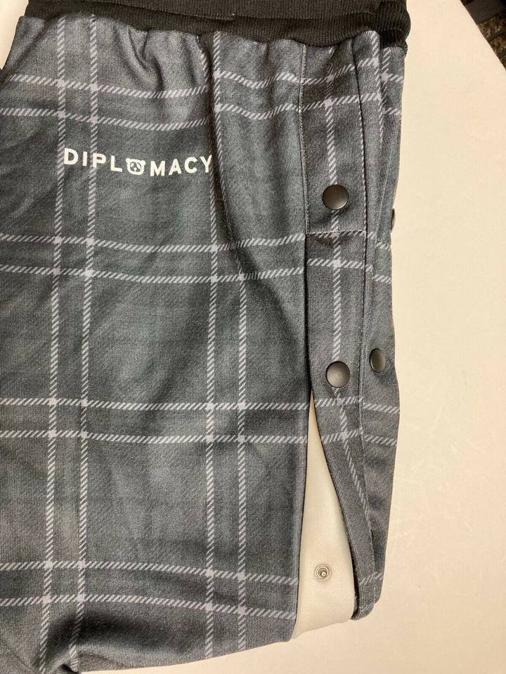 Translation missing: en.Diplomacy City Tracker Bottoms in Grey/Black- Size XL