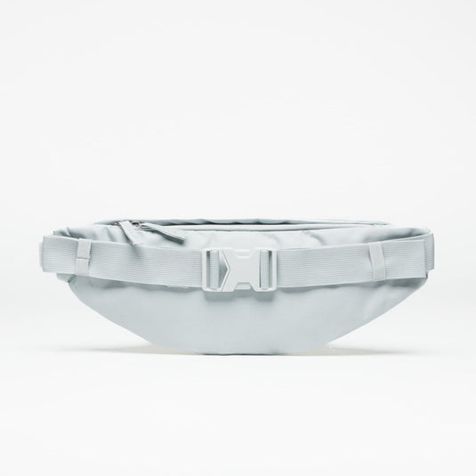 Translation missing: en.Nike Heritage Waistpack  183 CU IN Unisex 16"L x 4"W x 6"H Light Silver Phantom